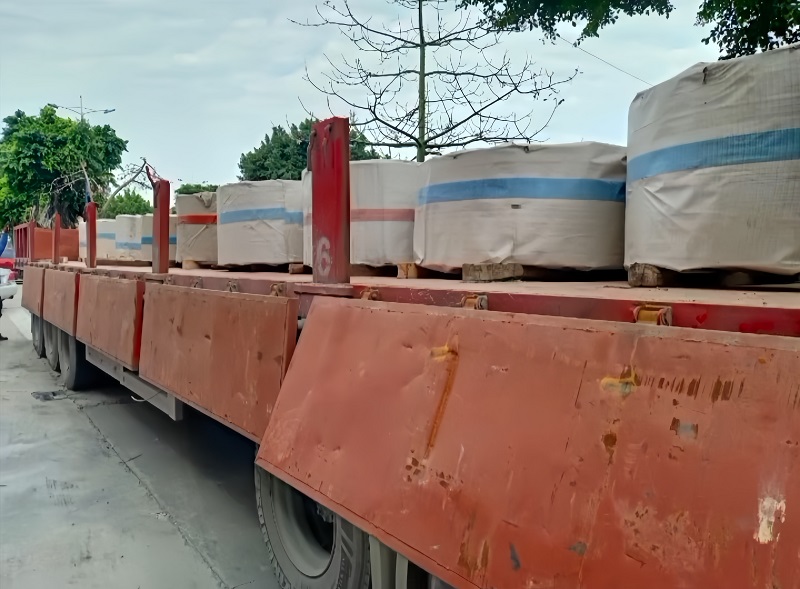 Paslanmayan Polad Zolaqların Göndərilməsi – Həssas Yarıq Ruletlər Çatdırılmaya Hazırdır